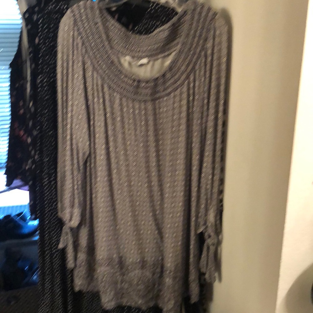 Women’s plus size blouse